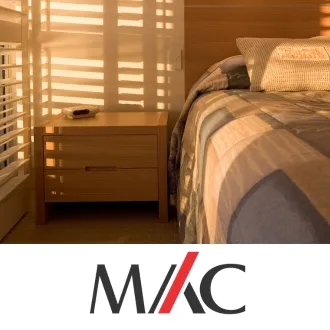 megamog_room_08