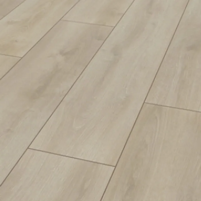 Advanced_Catwalk D3902 Kronotex Laminate Wooden Flooring
