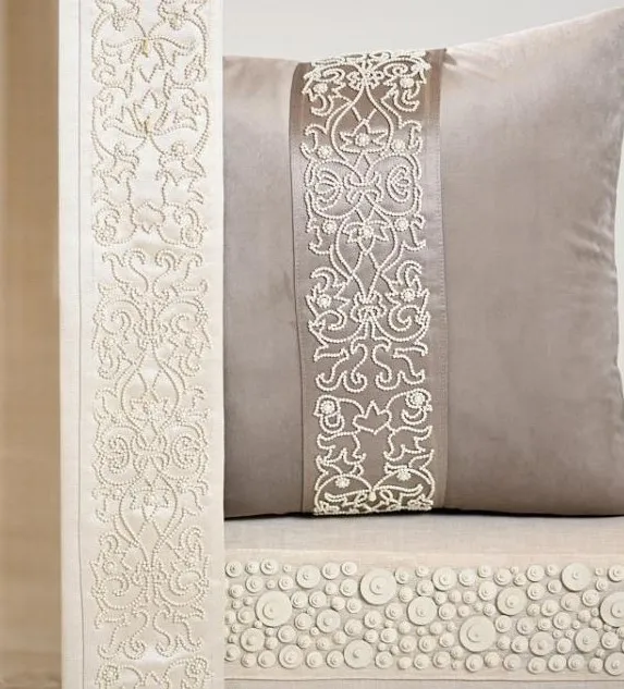 Essence Border || Kojak Border Collection