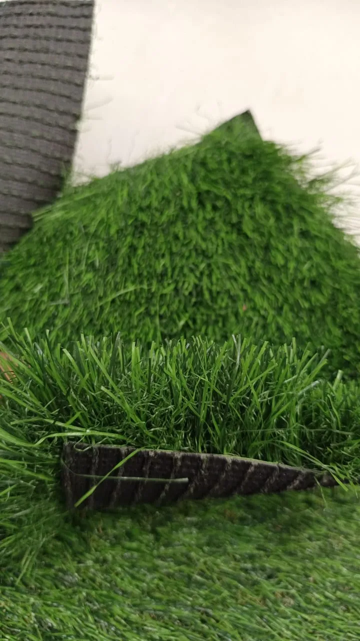 Metropolitan Artificial Grass – Lush & Durable