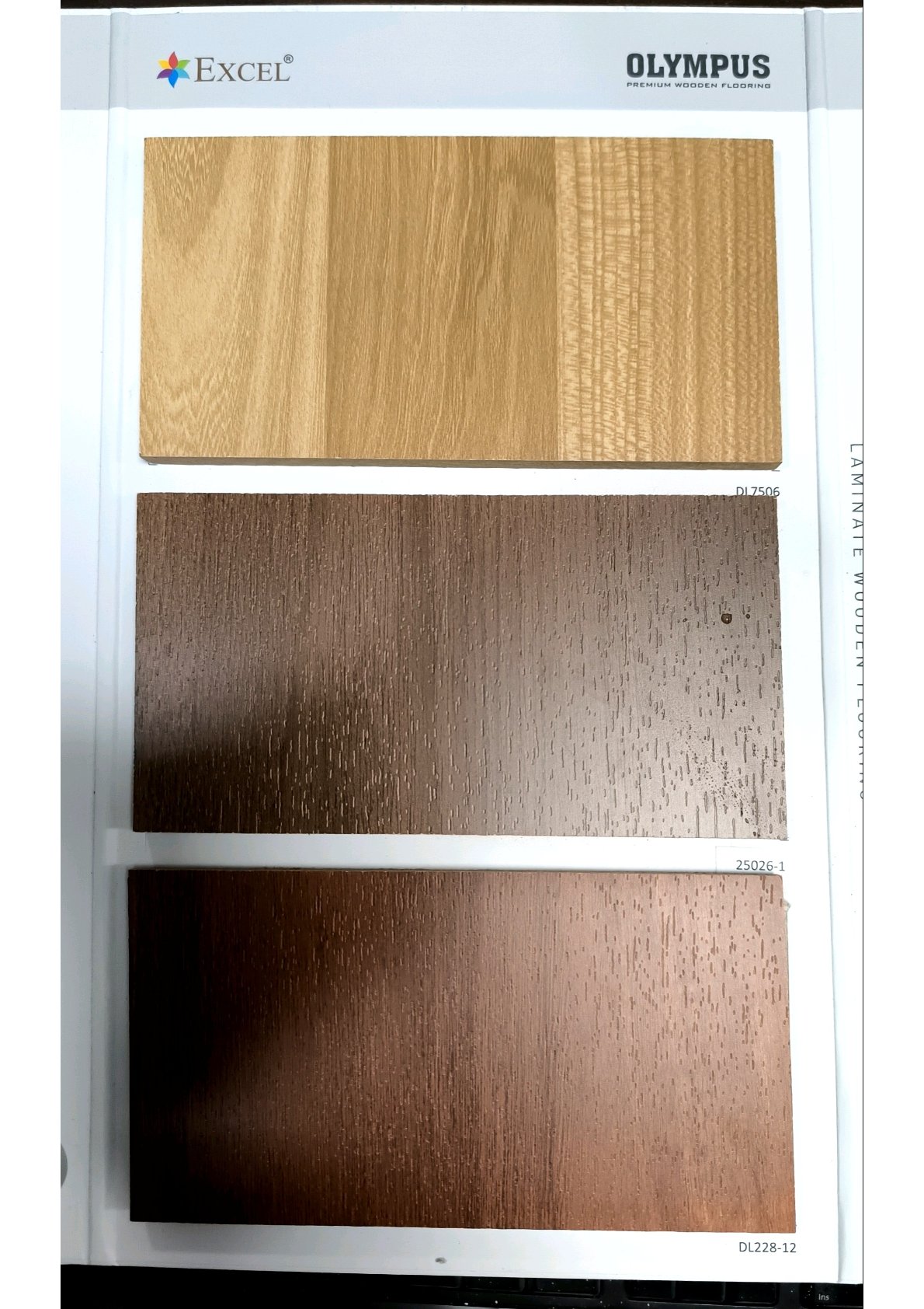 Excel Olympus DL7506 Laminate Flooring - 8mm Thick