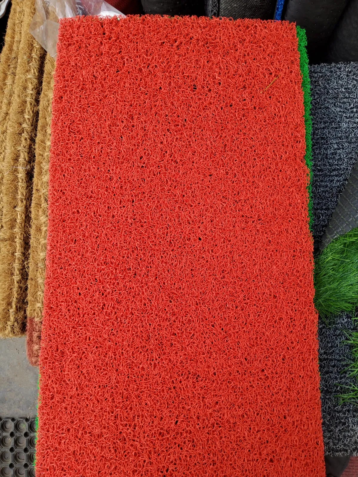 18 Small Dust-Trapping Cushion Mat - Keep Your Space Clean and Stylish