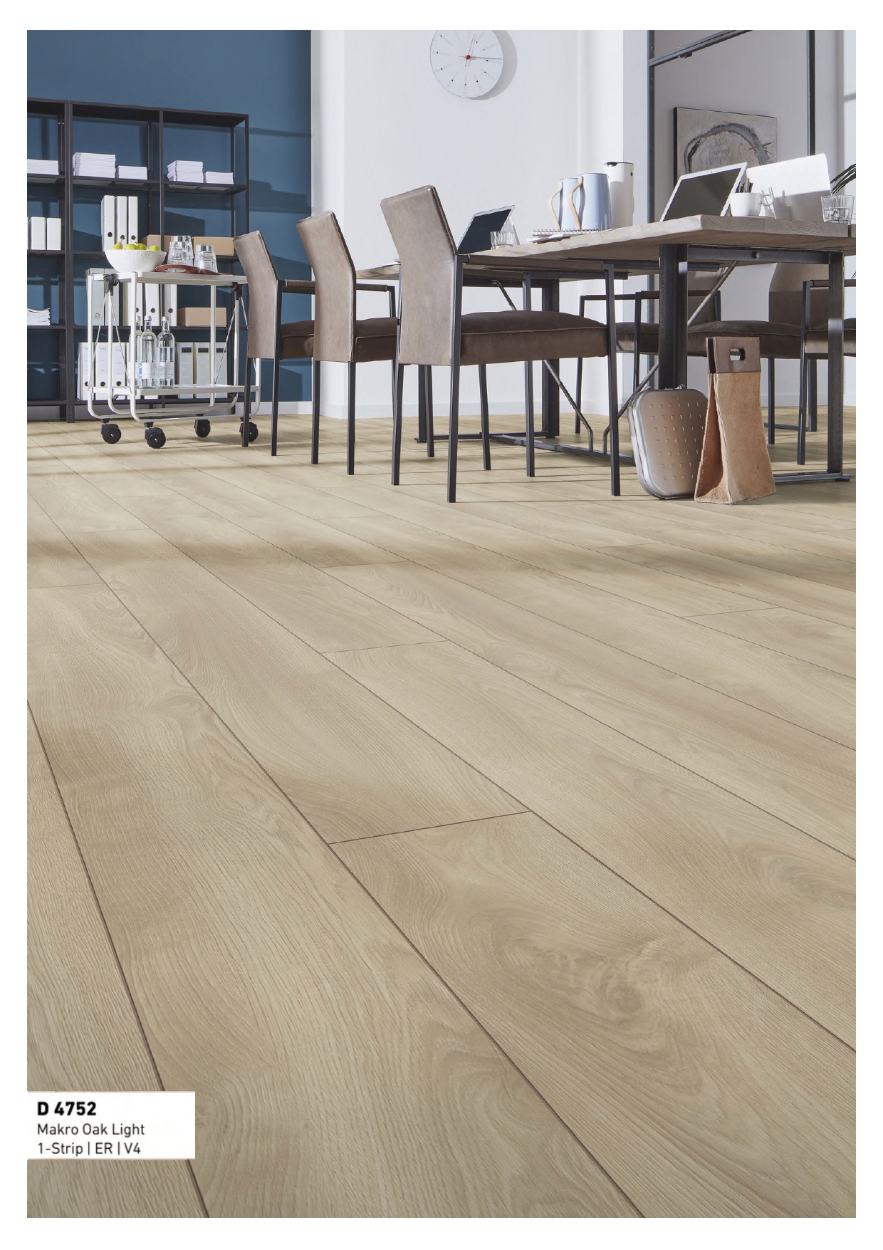 Mammut Plus D4752 Makro Oak Light Kronotex Laminate Flooring